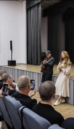 Тіна Кароль  вкотре побувала у військовослужбовців, де зустрілася із захисниками, медиками та їхніми родинами. (+ ВІДЕО)