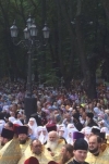 На Володимирській гірці у Києві на молебень зібралося більше 5 тисяч віруючих (фото)