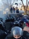 Сутички під Радою: двоє поліцейських потрапили до лікарні (фото)
