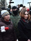 Бойовики відпустили двох заручниць