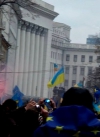 Мітингуючі біля Адміністрації Президента вимагають відставки української влади