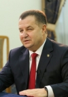Рада не звільнила Полторака з посади міністра оборони