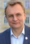 Садовий таки знявся з виборів на користь Гриценка