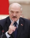 Лукашенко думає, що Білорусь від коронавірусу захистить Господь, і планує парад