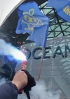 Ocean Plaza у Києві взяли в облогу (фото)