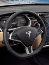 Tesla перейде на використання власних батарей не раніше 2022 року