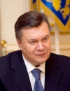 Янукович провів зустріч з однопартійцями за "Скайпом"