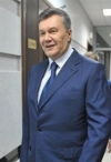 Захист Януковича просить виправити вирок