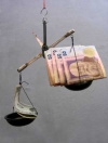 Standard&Poor's: У 2014 гривня девальвує до 9,5 за долар