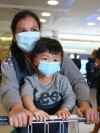 Коронавірус із Китаю за добу виявили у ще 1 600 людей