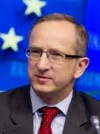 ЄС готовий доплачувати українським чиновникам, але спершу - реформи