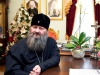 Настоятель Києво-Печерської Лаври всім дає свій "Мерседес"