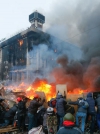 На Майдані знову сутички між силовиками і мітингарями