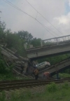 На окупованій території підірвали міст на Луганськ (фото)