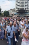 У колоні хресної ходи до Лаври йдуть близько 9 тисяч осіб (фото)