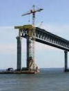 Росія визнала, що не зможе запустити рух поїздів по Керченському мосту в 2018 році (відео)