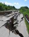 На Донбасі можуть підірвати автошляхи