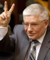 Янукович нагородив орденом парламентського "диригента"
