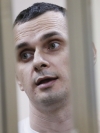 Активісти у Москві вивісили триметровий банер на підтримку Сенцова