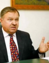 Екс-голова ЦВК радить не поспішати з референдумом