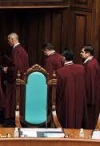 КС відклав розгляд закону про люстрацію