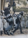 "Беркут" пішов  в атаку і стріляє у натовп (фото)