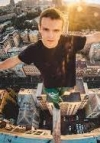 Руфер Мустанг оприлюднив відео з висотки в Москві, щоб допомогти затриманим (відео)