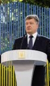 Порошенко: за рік повернути Крим не вдасться (фото)